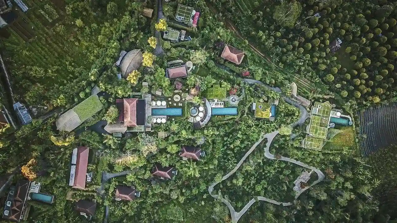 Zicht van boven op Munduk Moding Plantation Nature Resort
